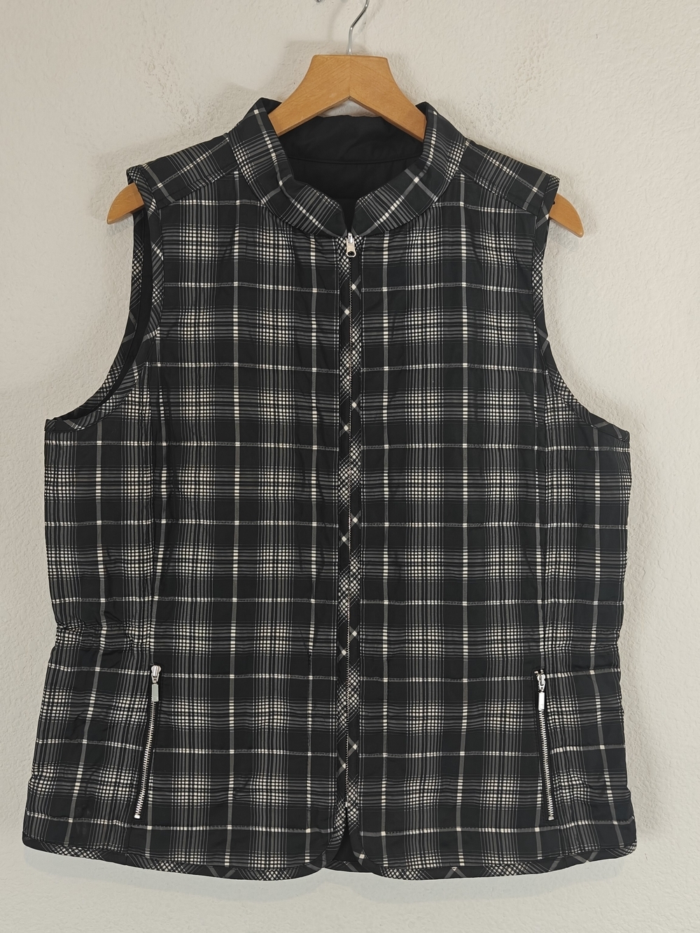 Lafayette 148 NY Reversible Plaid Vest Black White Quiet Luxury Zip Jacket L